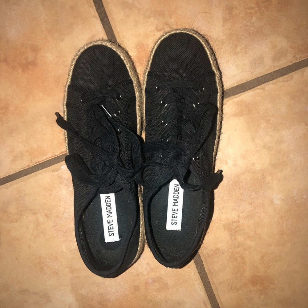 Brand new Steve Madden espadrilles